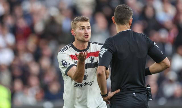 9game-曼联遭遇争议判罚，裁判组回应：执法公正，东西记者一种项目积分过程.的简单介绍-9game